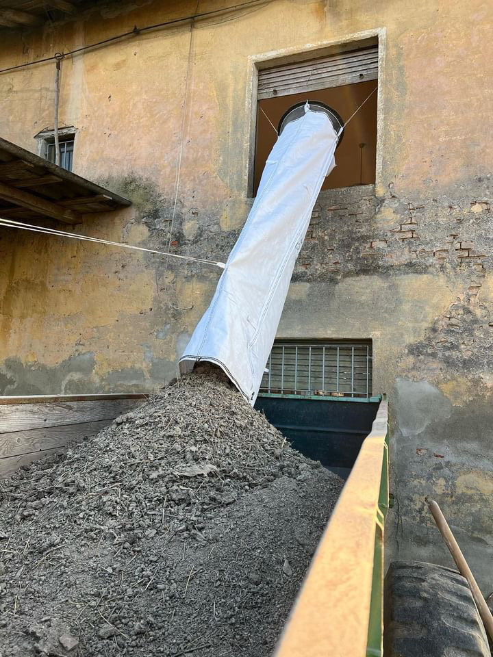 Stortslurf® debris chute during renovation in southern Europe