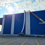 Builders chute for a compact site clearance — thumbnail